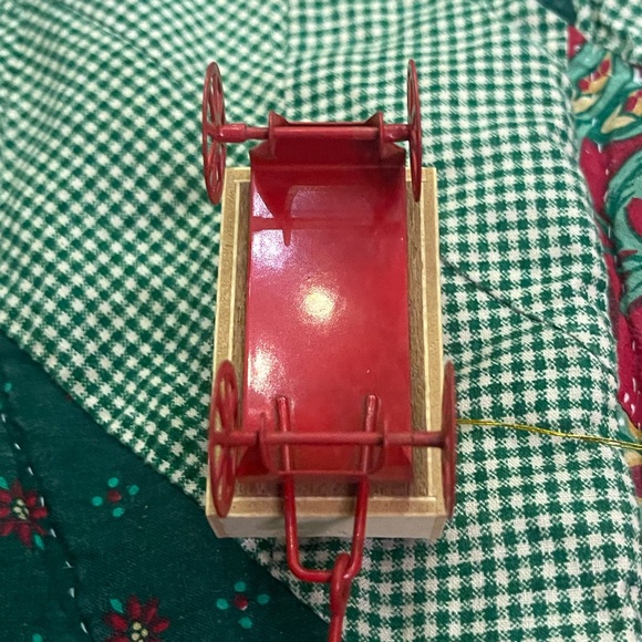 Vintage Avon Christmas ornament - Picture 4 of 5